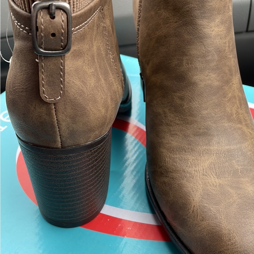 Bare trap rhoslyn boots